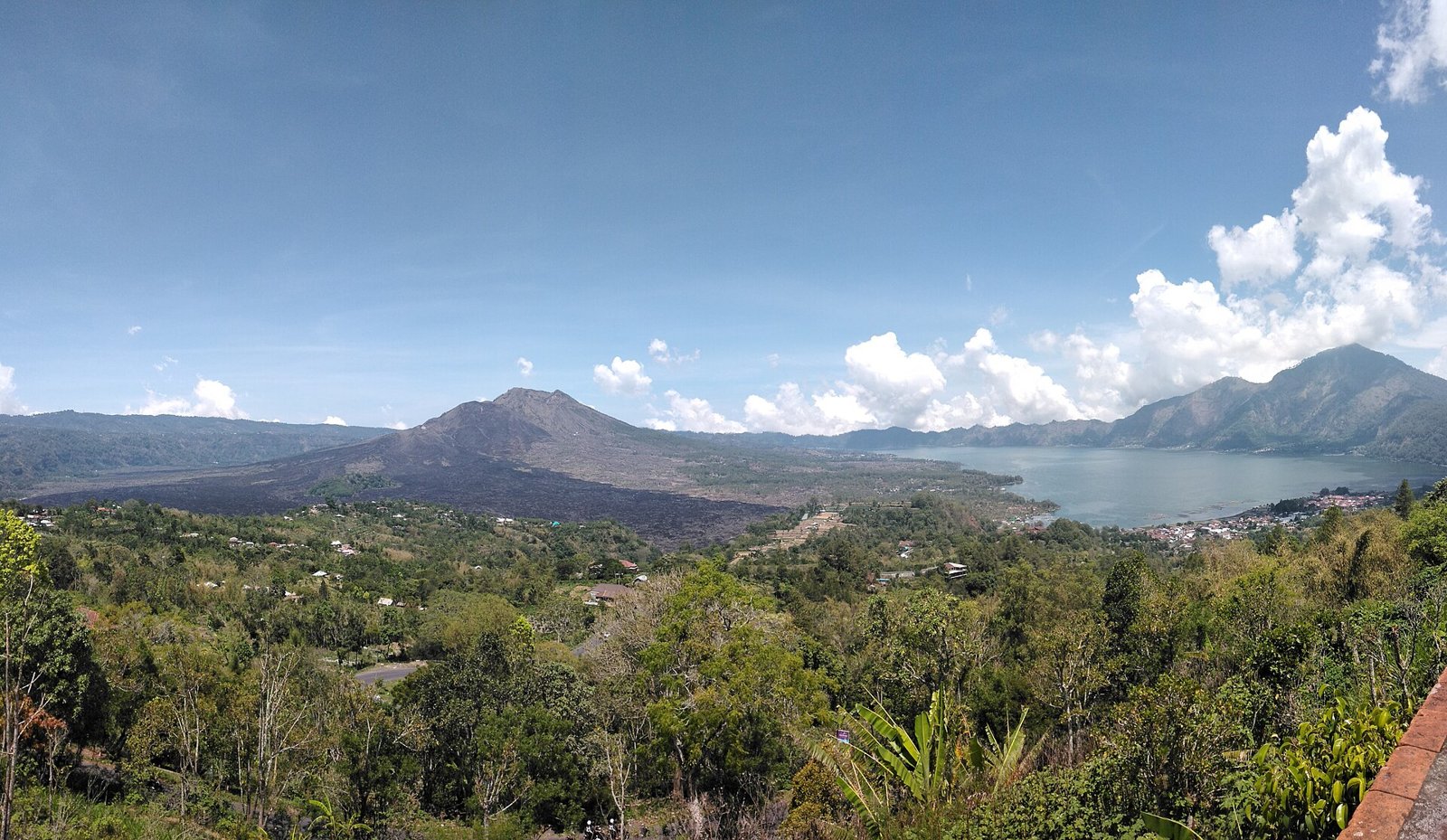 10 Wisata Danau dan Pegunungan Sejuk di Bali
