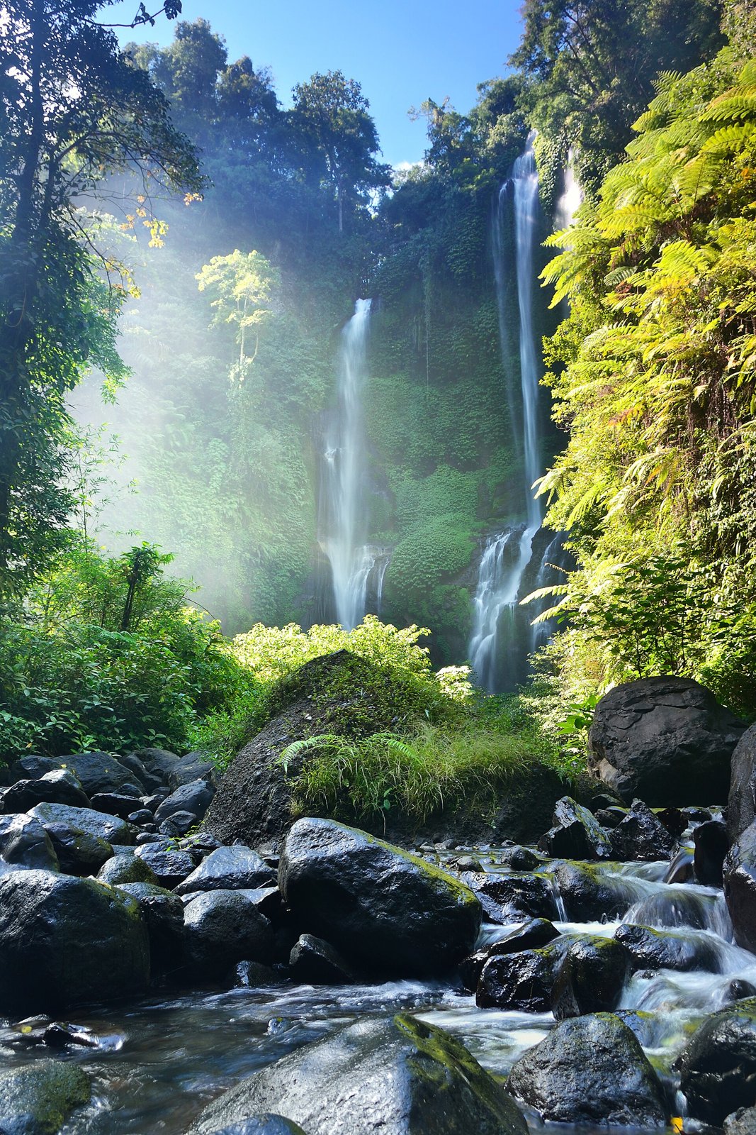 10 Air Terjun Terindah di Bali yang Wajib Dikunjungi