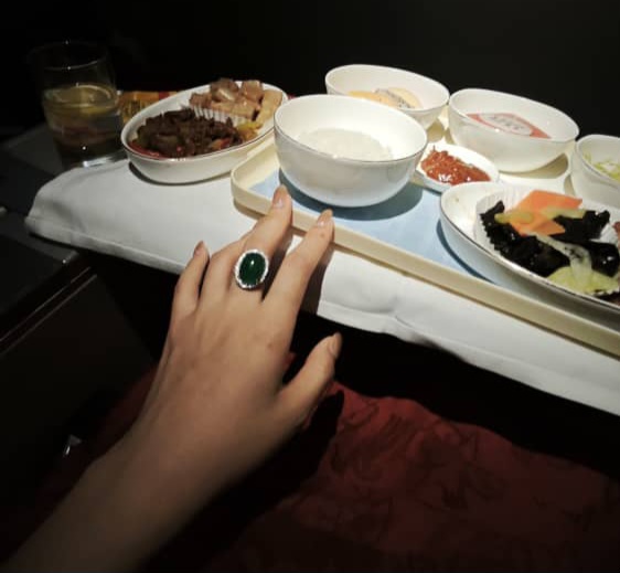 Perhiasan Senilai US$10.000 Hilang di Koper Wisatawan China, Sopir Travel Dilaporkan ke Polisi
