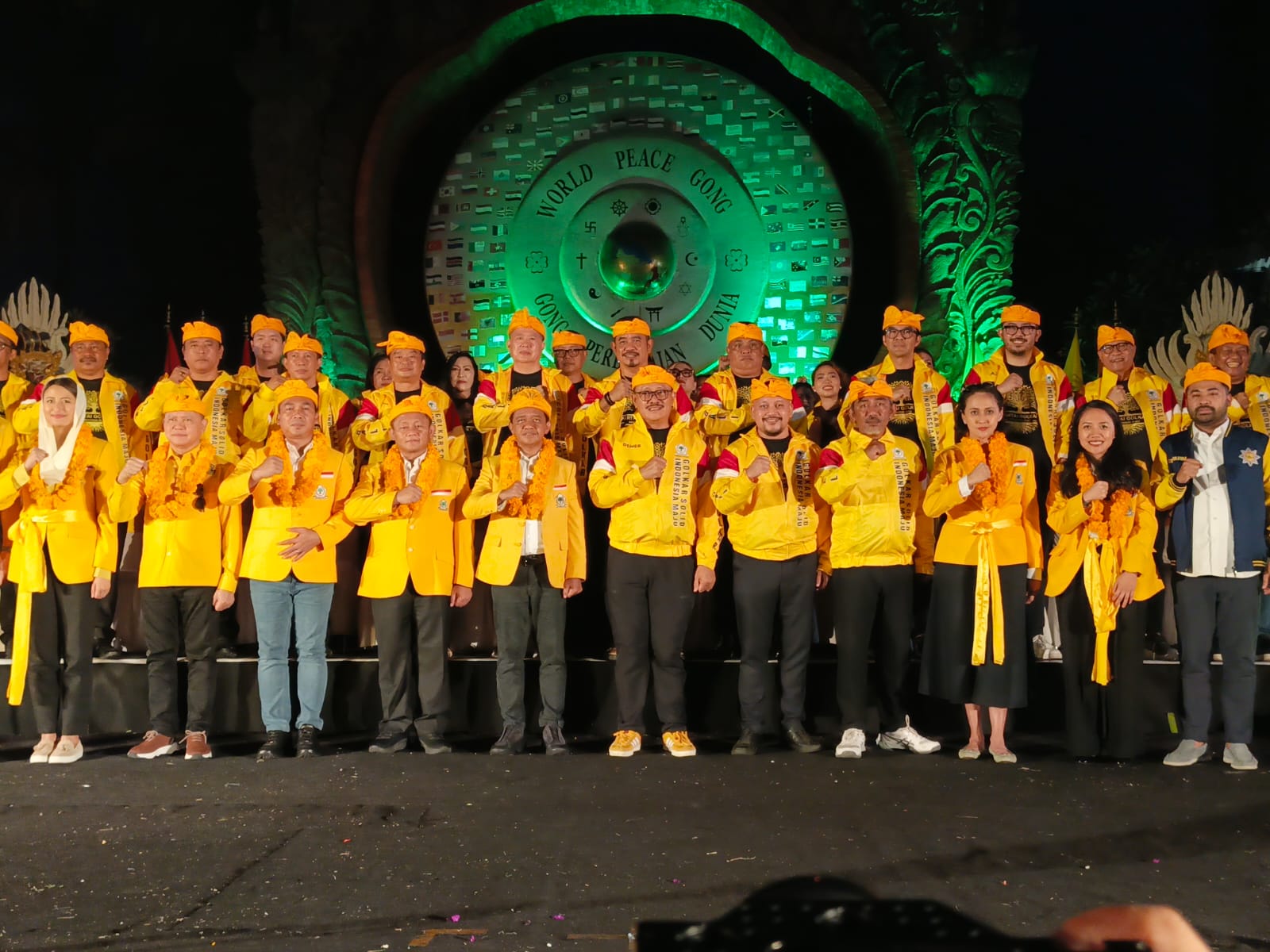 Bahlil Lantik Pengurus Golkar se-Bali, Target Kursi DPR 2029 Jadi Sorotan