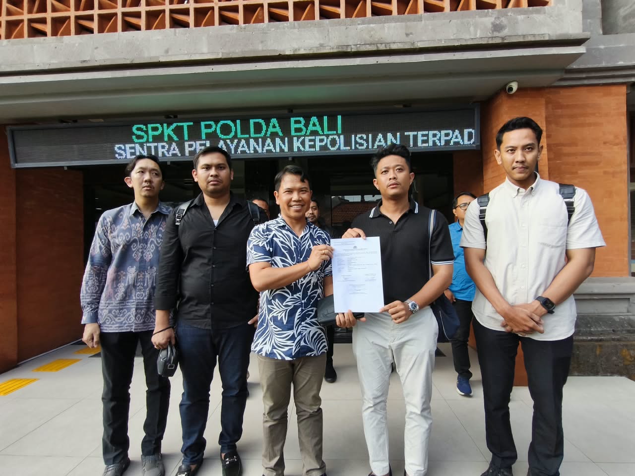 Diduga Sebarkan Informasi Palsu, Akun Instagram @kep_alakeluarga Diadukan ke Polda Bali