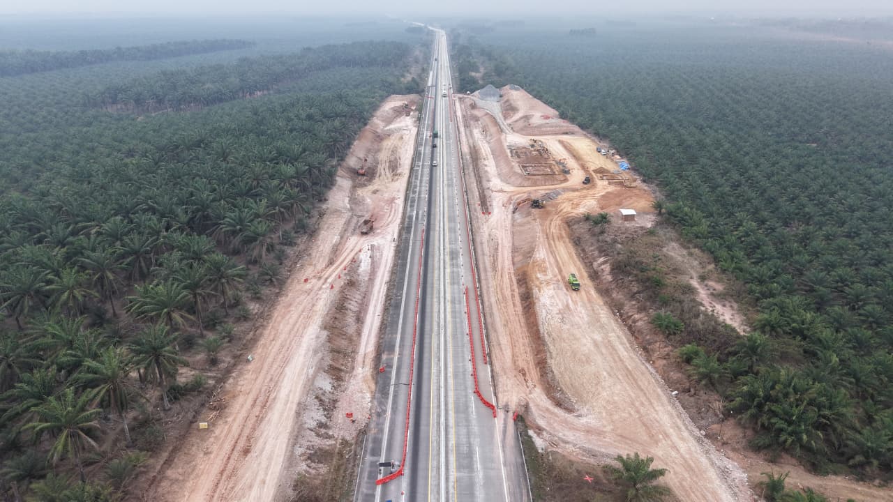 Hutama Karya Perbaiki Tiga Ruas Tol Trans Sumatera, Exit Tol Mataram Jaya Dibangun