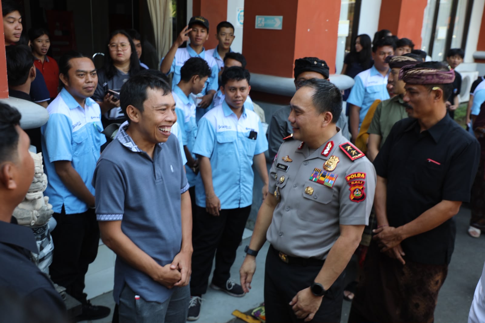 Kapolda Bali Rangkul Pencari Kerja, Dorong Kemandirian Lewat Program Polisi Peduli Pengangguran