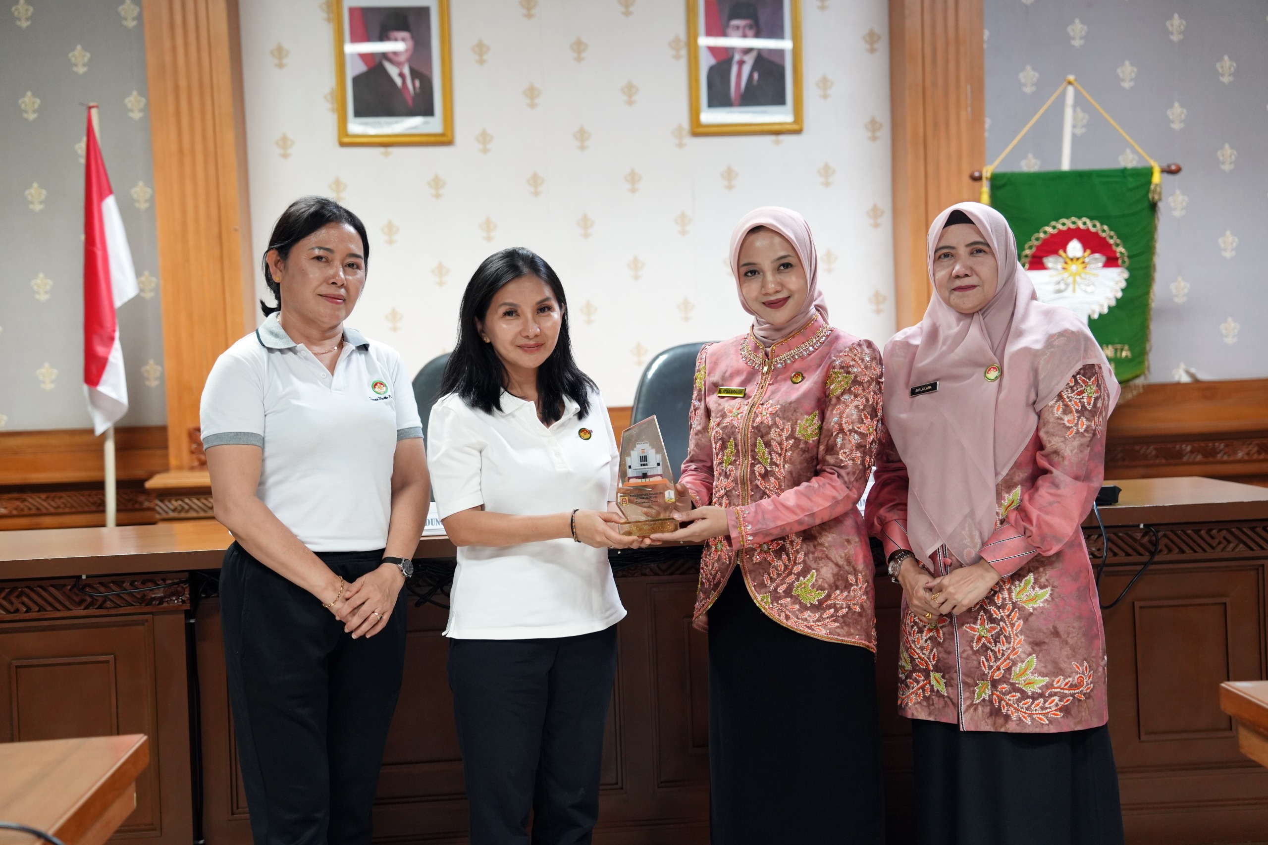 Dorong Transformasi Digital DWP Badung Bagikan Rahasia Sukses E-Reporting ke DWP Banjarbaru